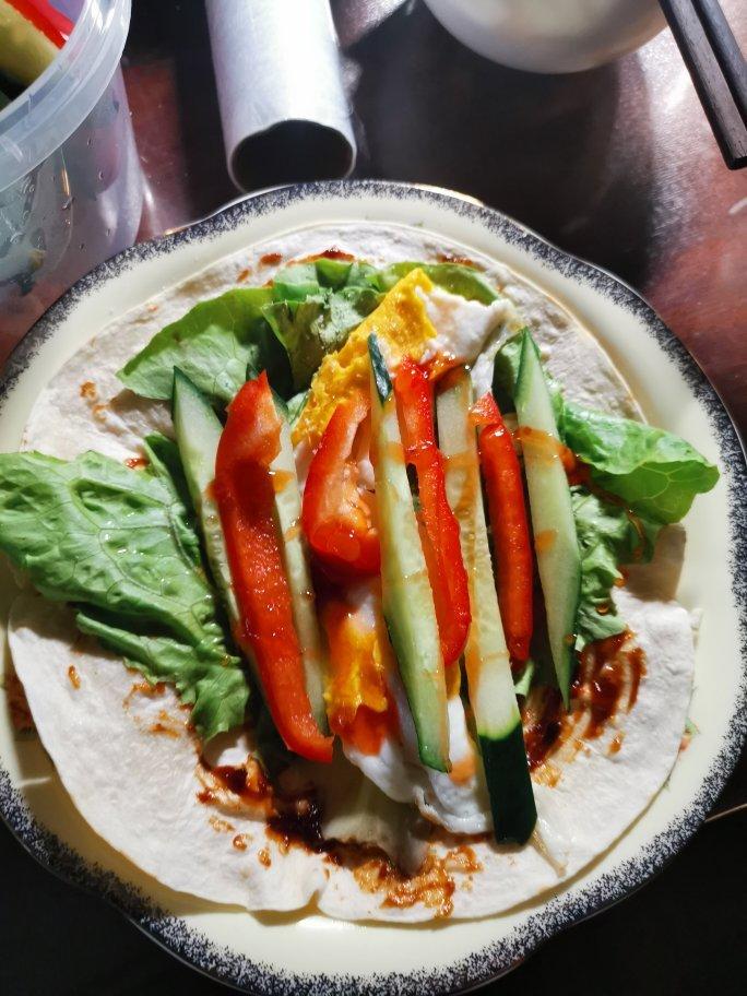 彩椒鸡胸卷饼