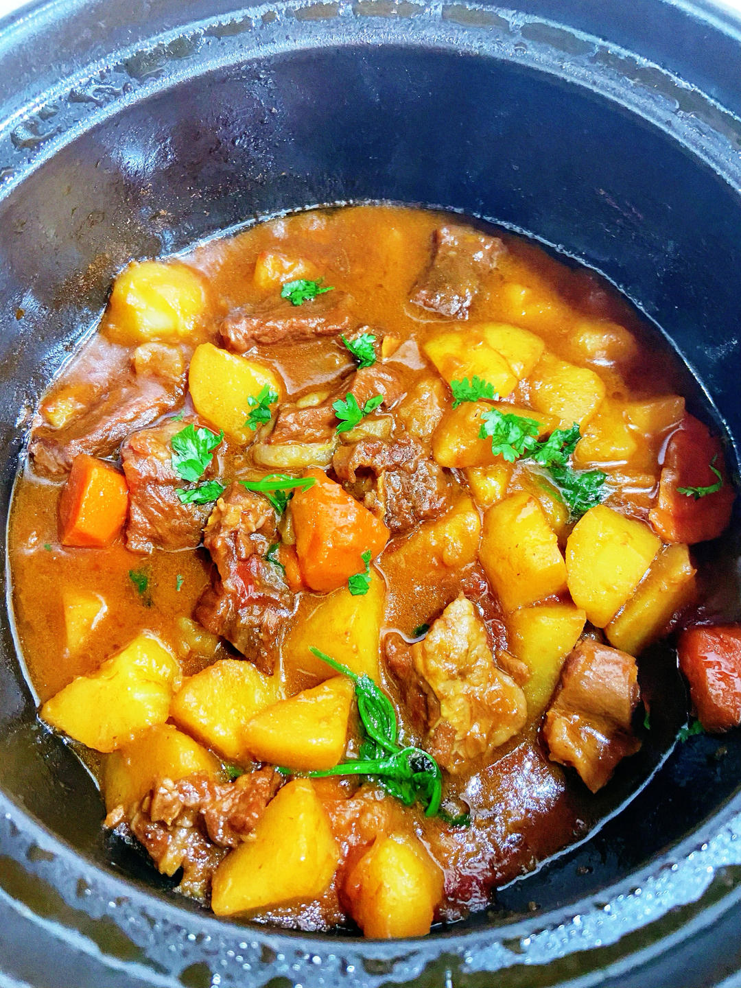 【番茄土豆炖牛腩】