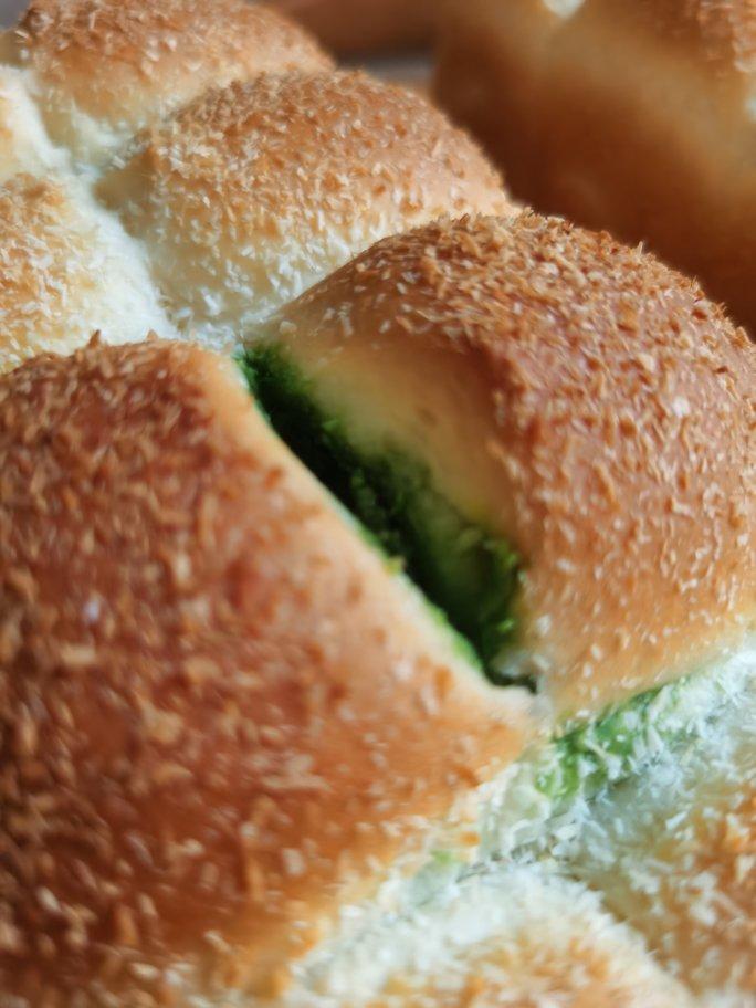 抹茶奶酥小金砖（70%中种吐司）