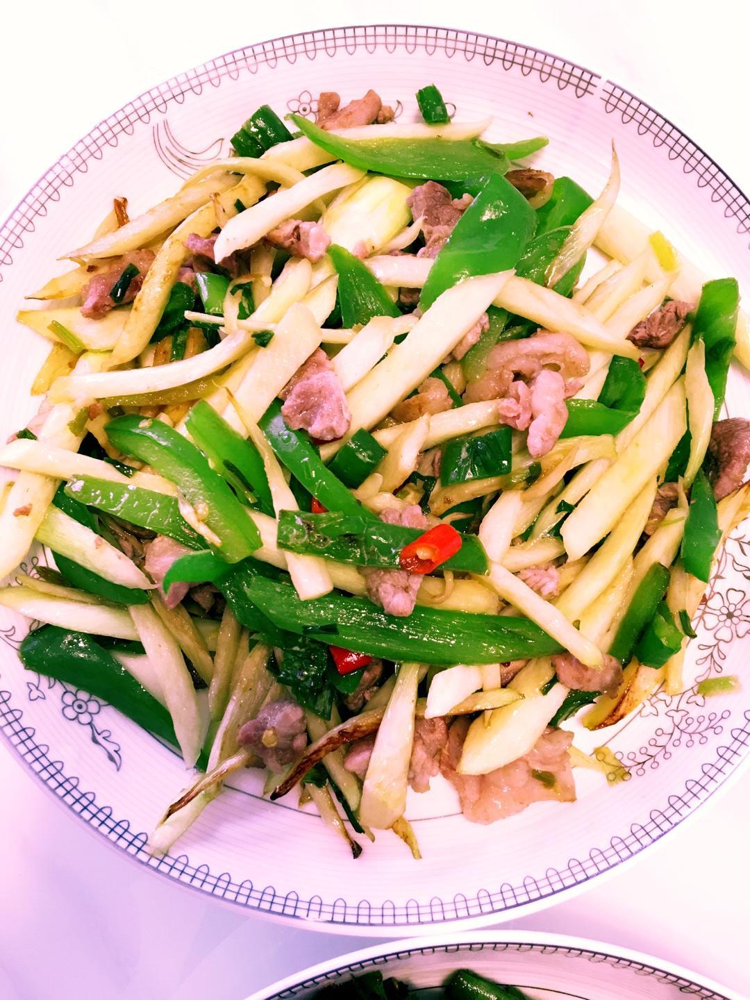 高笋炒肉的做法