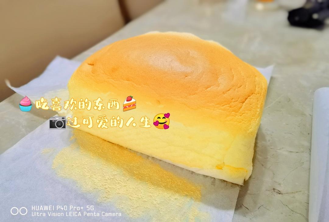 堪比柯基屁股
爆浆芝士🧀古早蛋糕