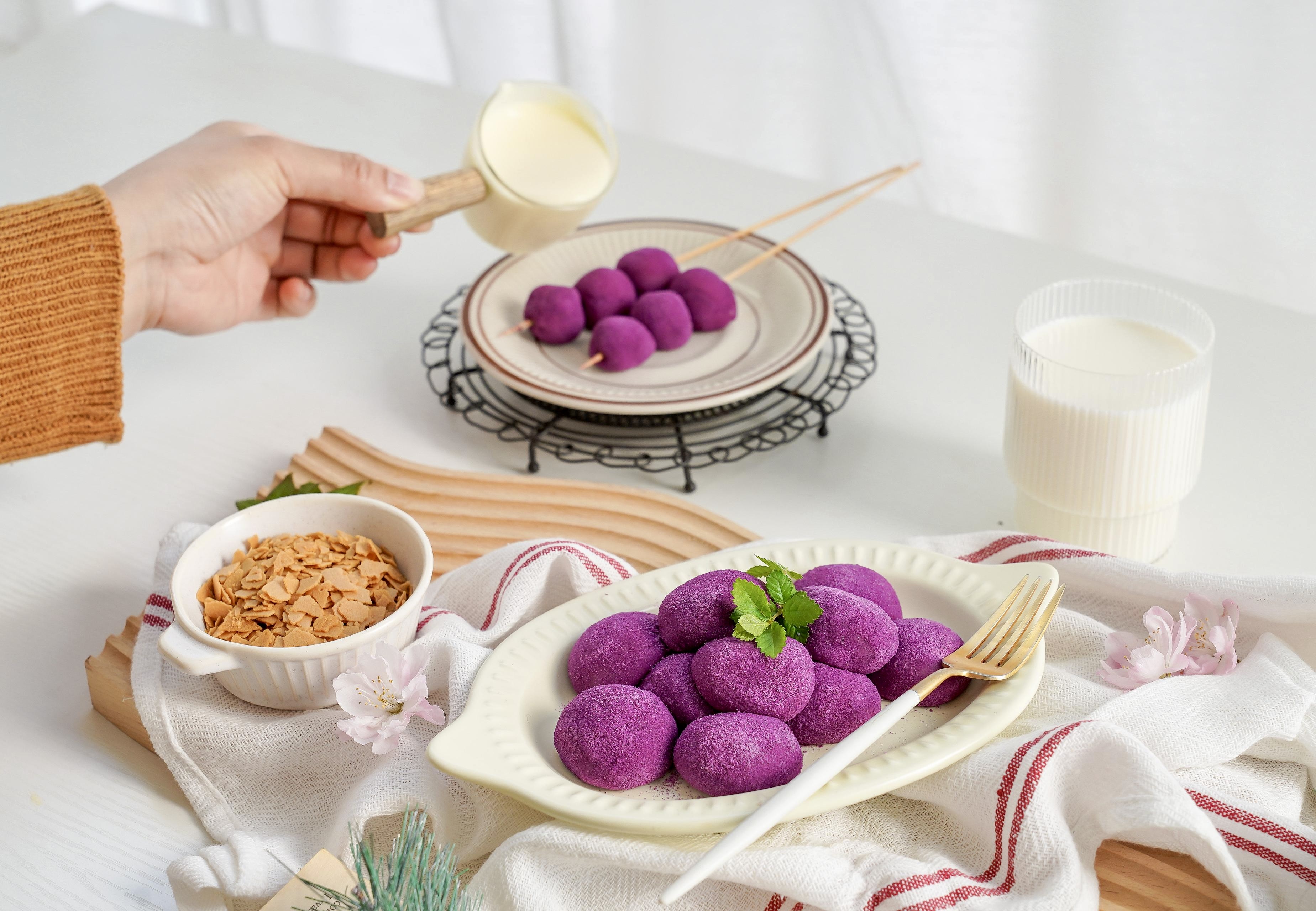糯唧唧I紫薯蘸酱麻薯的做法 步骤19