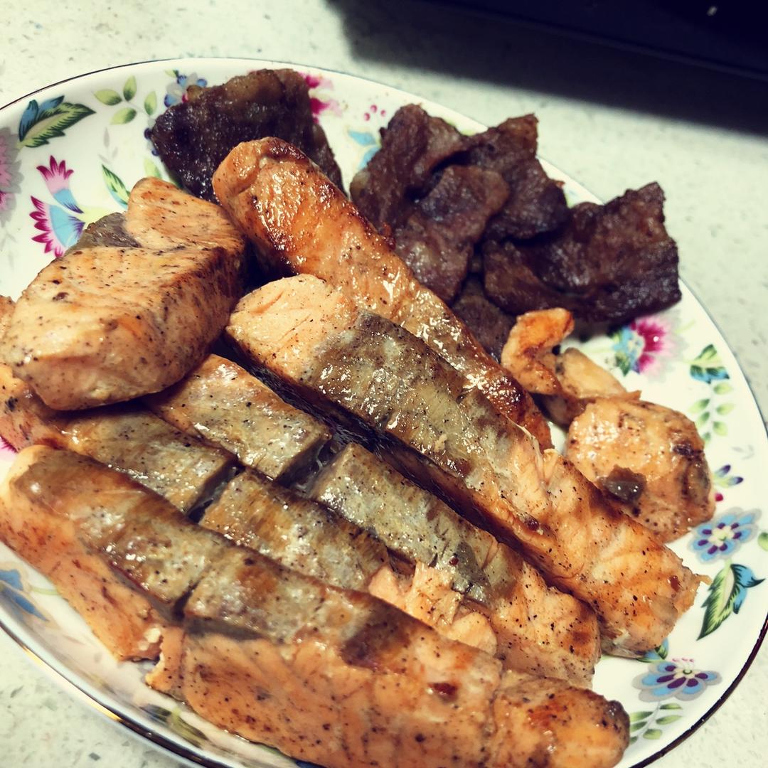 煎三文鱼