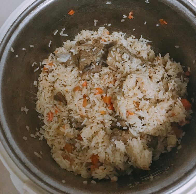 羊肉抓饭