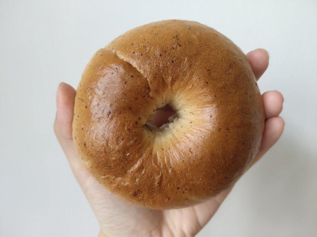 『枣泥桂圆贝果』