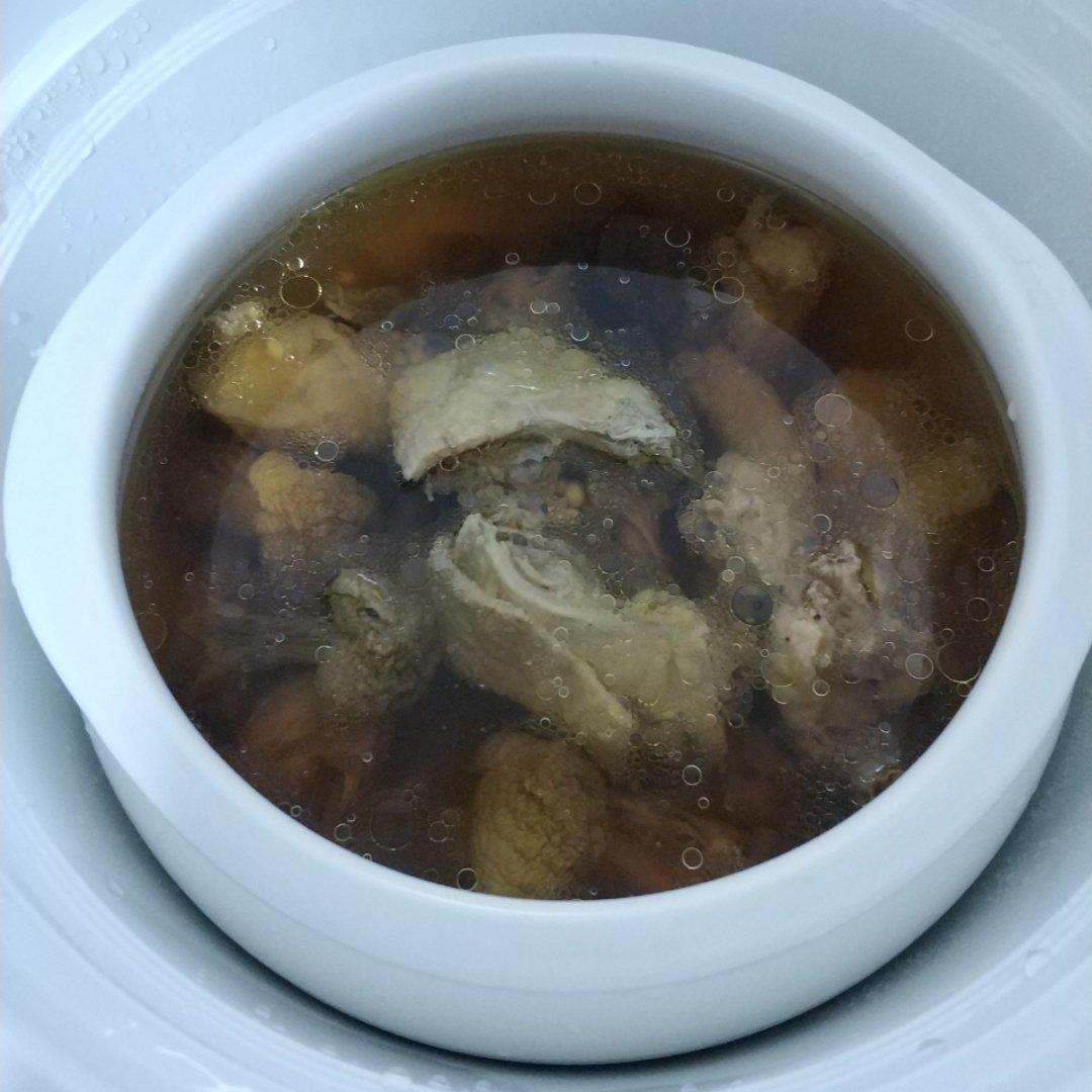 松茸土鸡汤