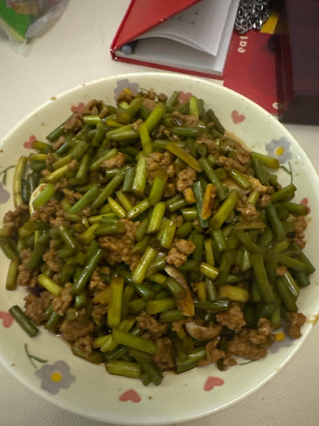 蒜苔炒肉末，三碗米饭都不够吃