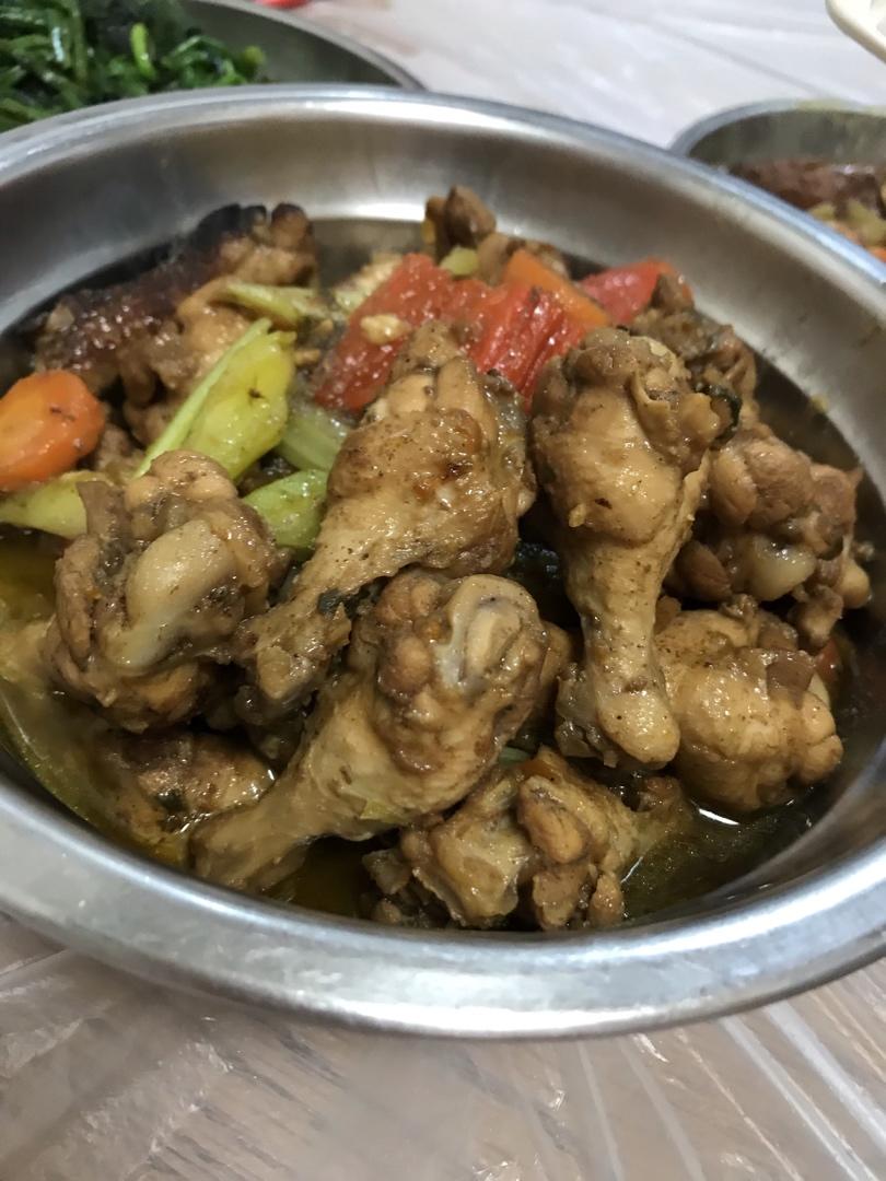 🔥好吃到飙泪的秘汁多汁蒜香鸡腿，鲜嫩到流口水。