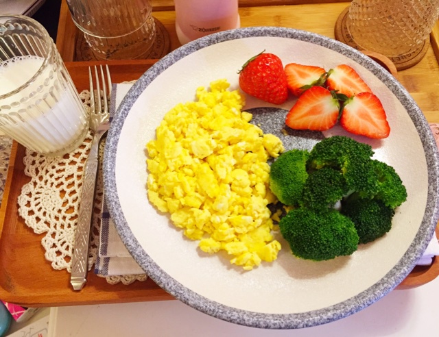 美式炒蛋 scrambled eggs