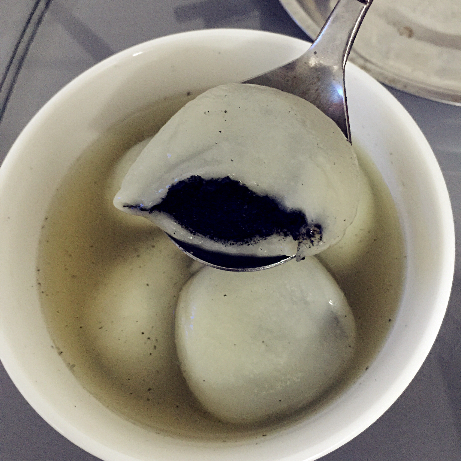 lenna188做的黑芝麻汤圆