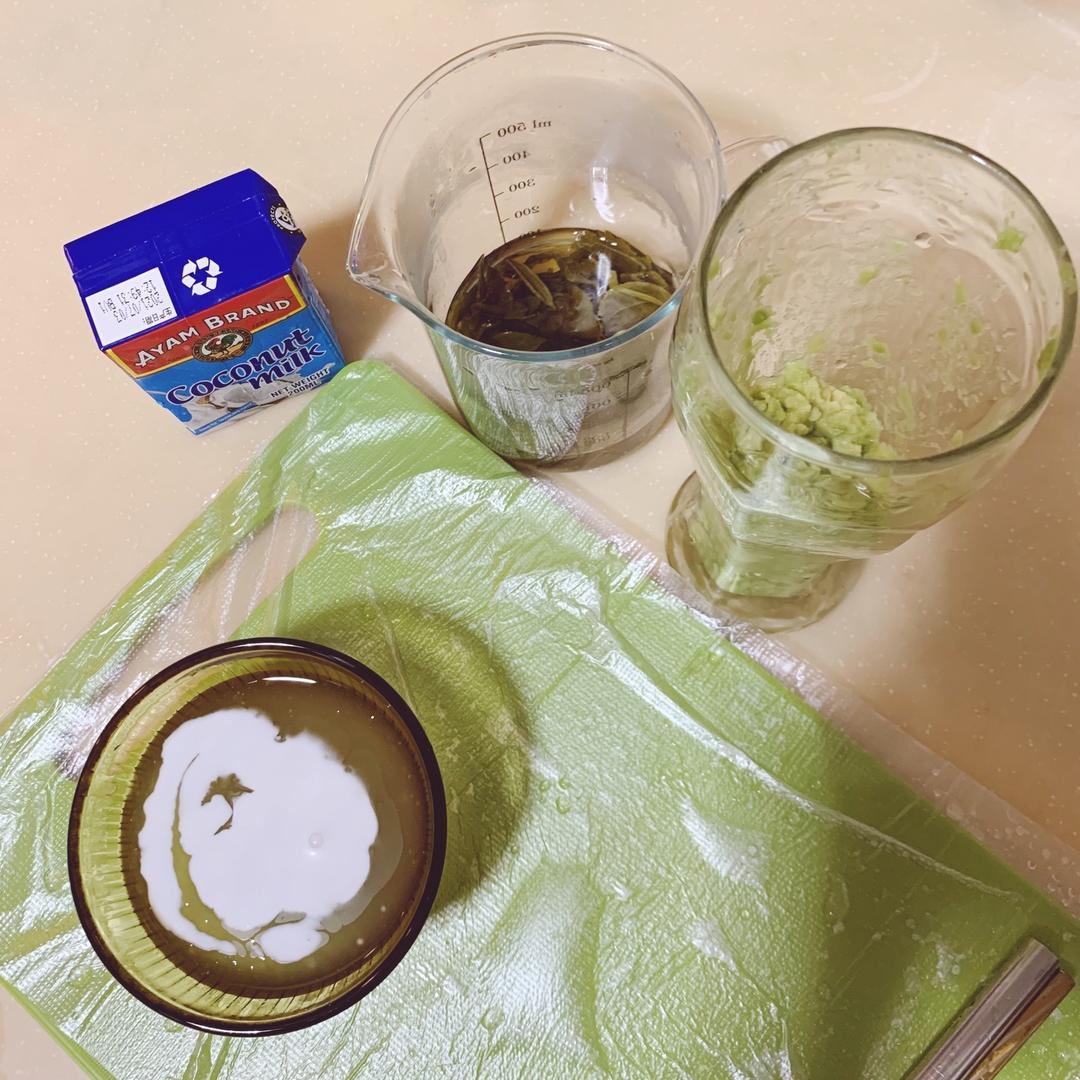 牛油果茉莉椰味西米浆混合饮的做法 步骤2