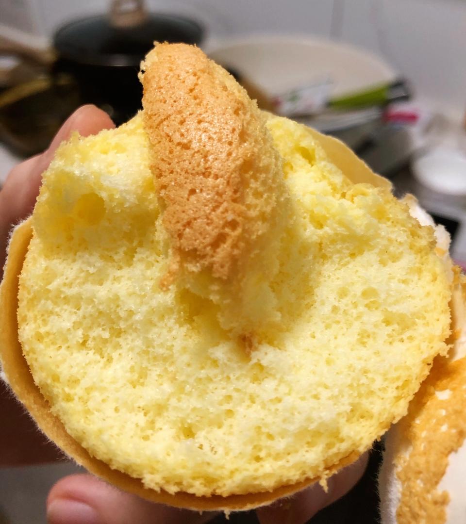 云朵般柔软的纸杯蛋糕