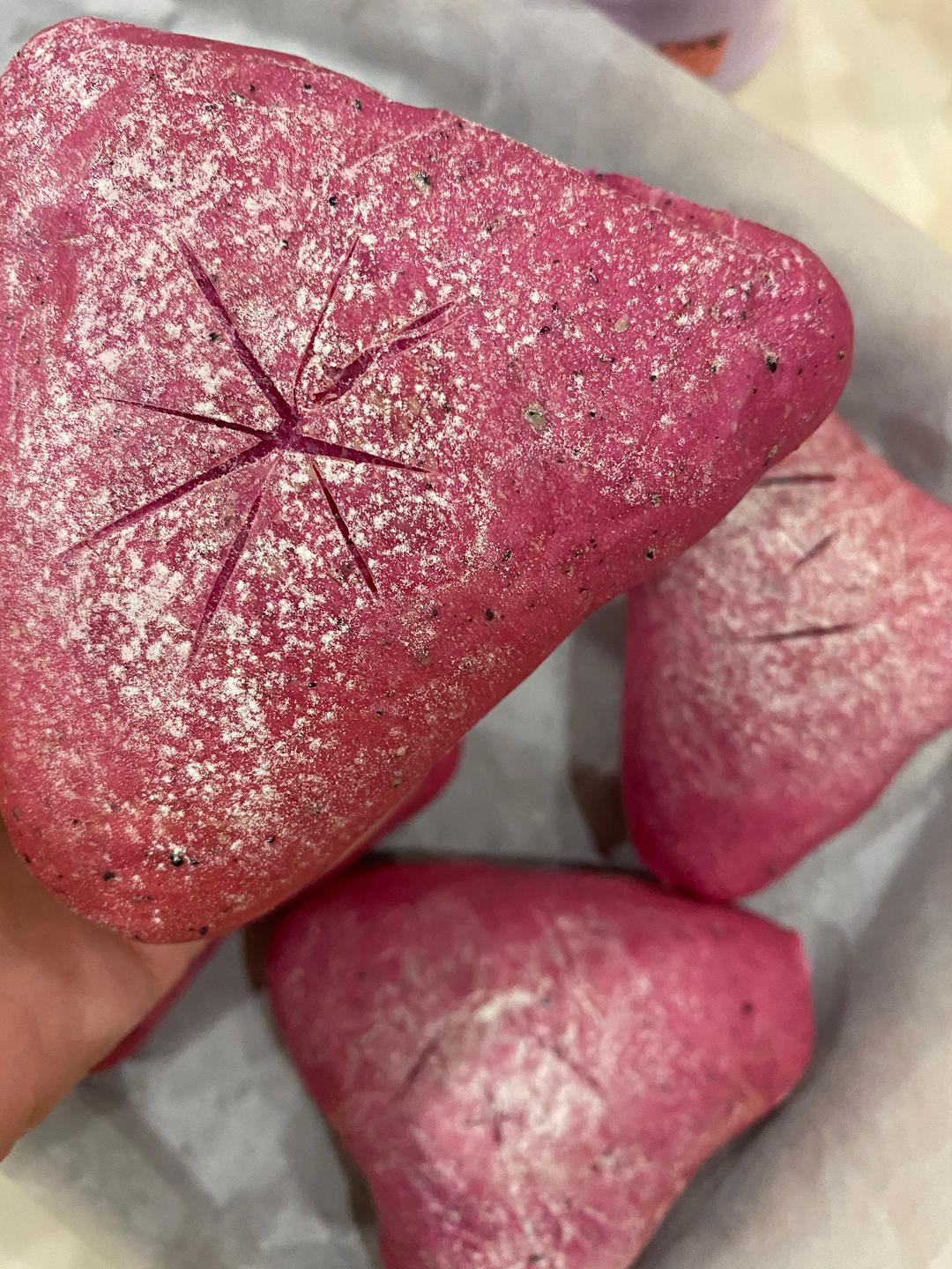 火龙果麻薯欧包