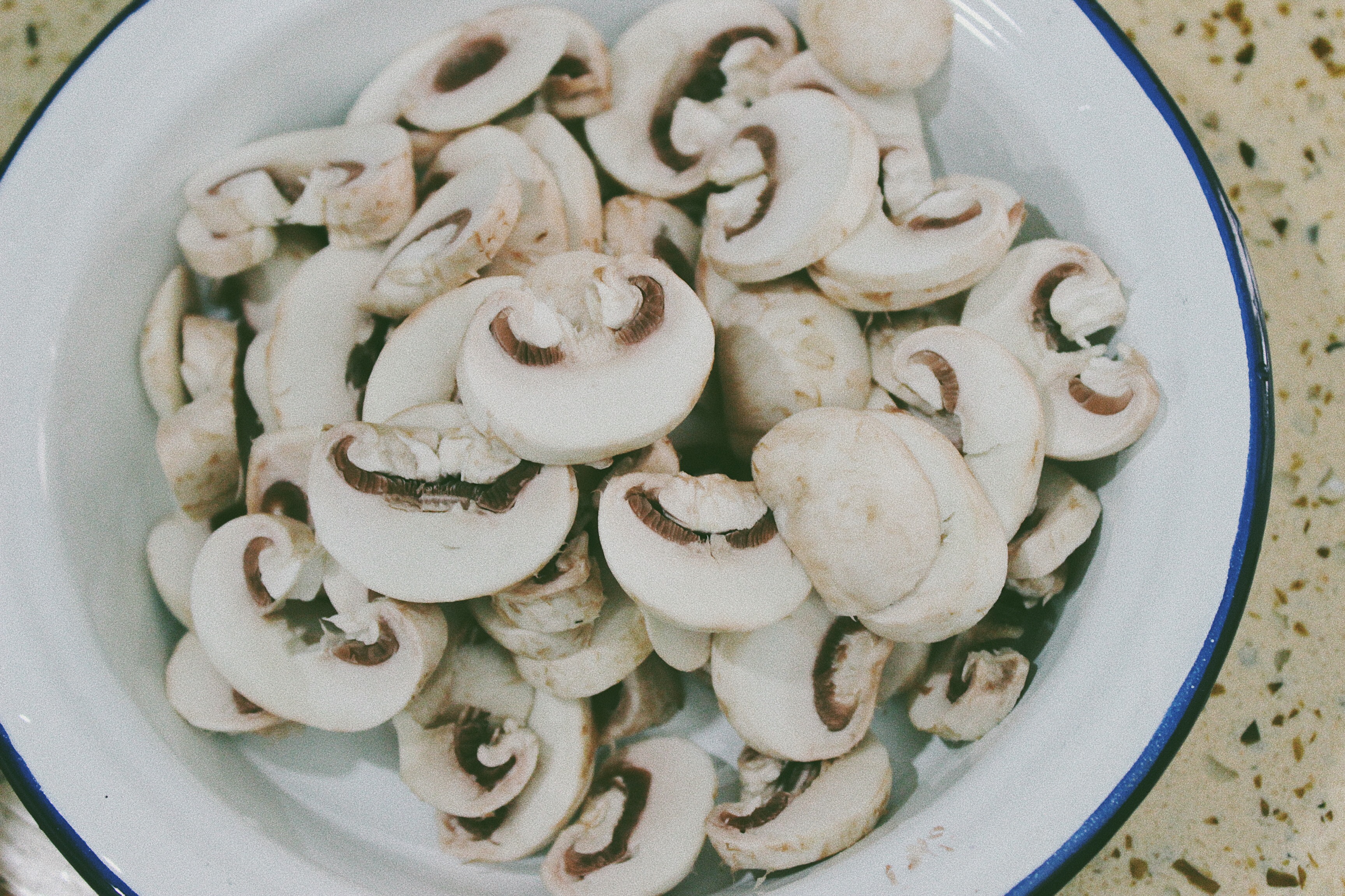 【北鼎烤箱食谱】蘑菇牛肉芝士南瓜盅的做法 步骤5