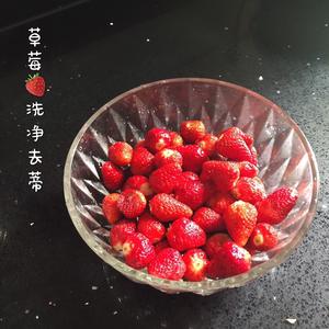 日剧美食番中的草莓酱🍓的做法 步骤1