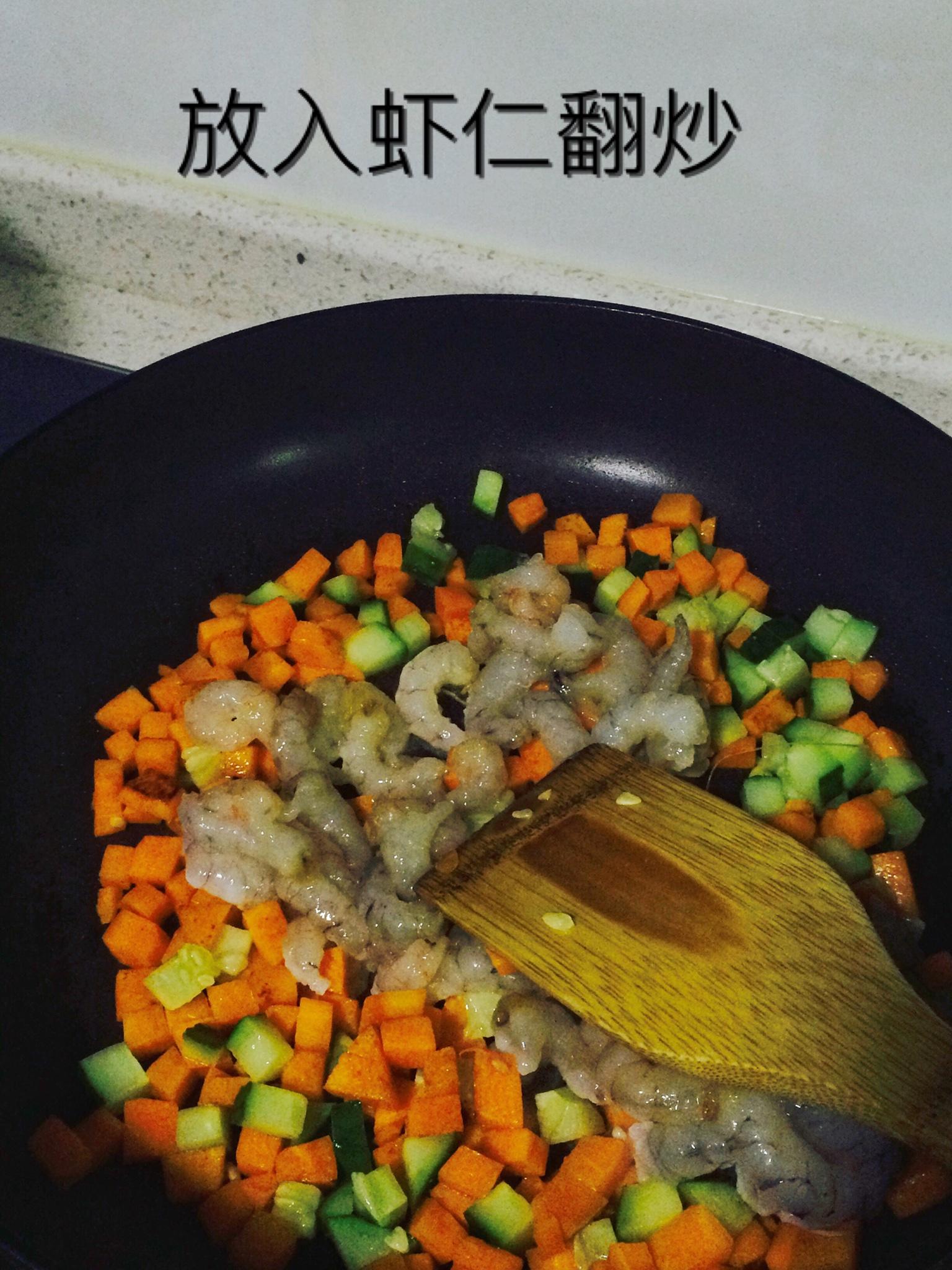 杂蔬虾仁藜麦的做法 步骤6