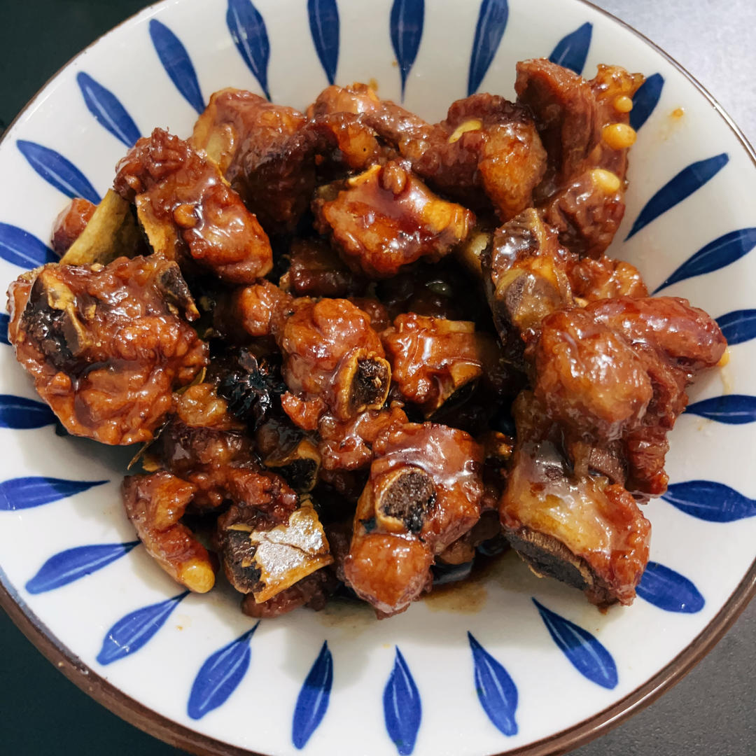 红烧排骨｜酱香浓郁