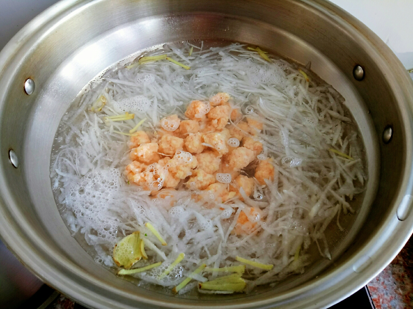 虾丸（肉丸）萝卜汤的做法 步骤8