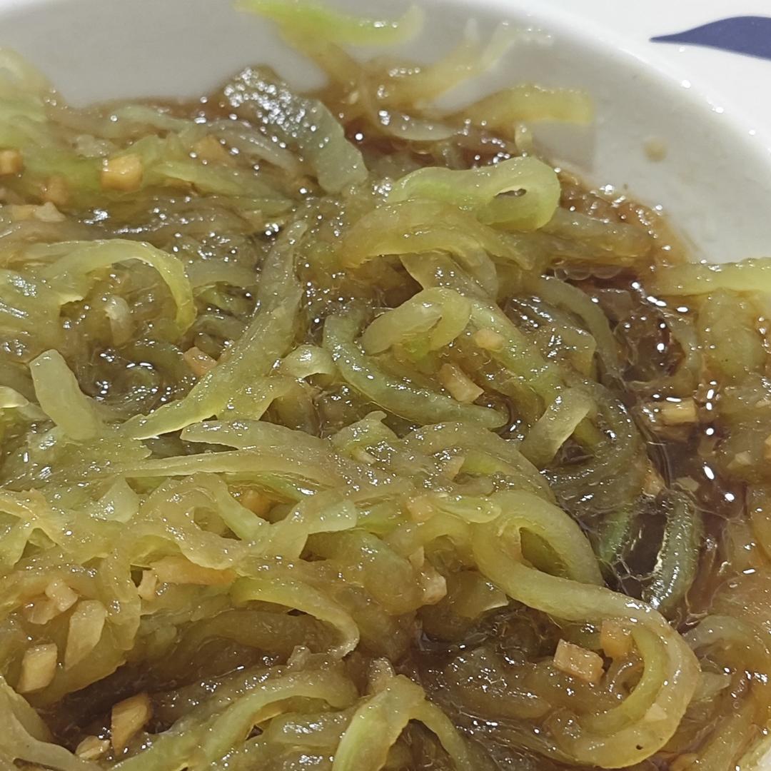 10分钟搞定的快手凉拌菜，清脆爽口的凉拌莴笋丝