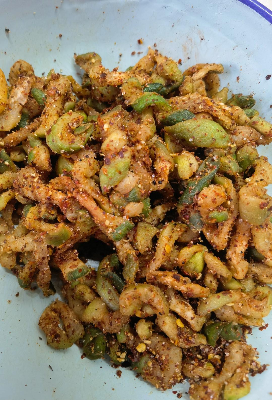 四川风味麻辣萝卜干