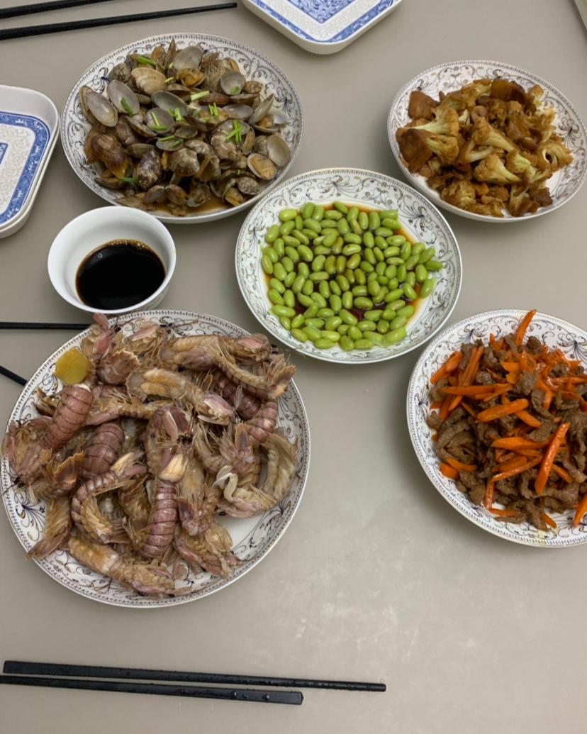 水煮皮皮虾(水煮绝大多数海鲜都可以这么做)
