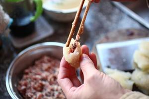 肉末酿柚子皮的做法 步骤4
