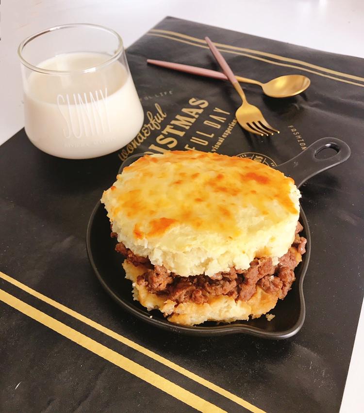 香烤土豆肉饼