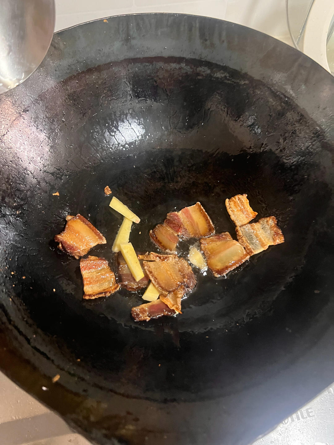 蒜苗炒腊肉