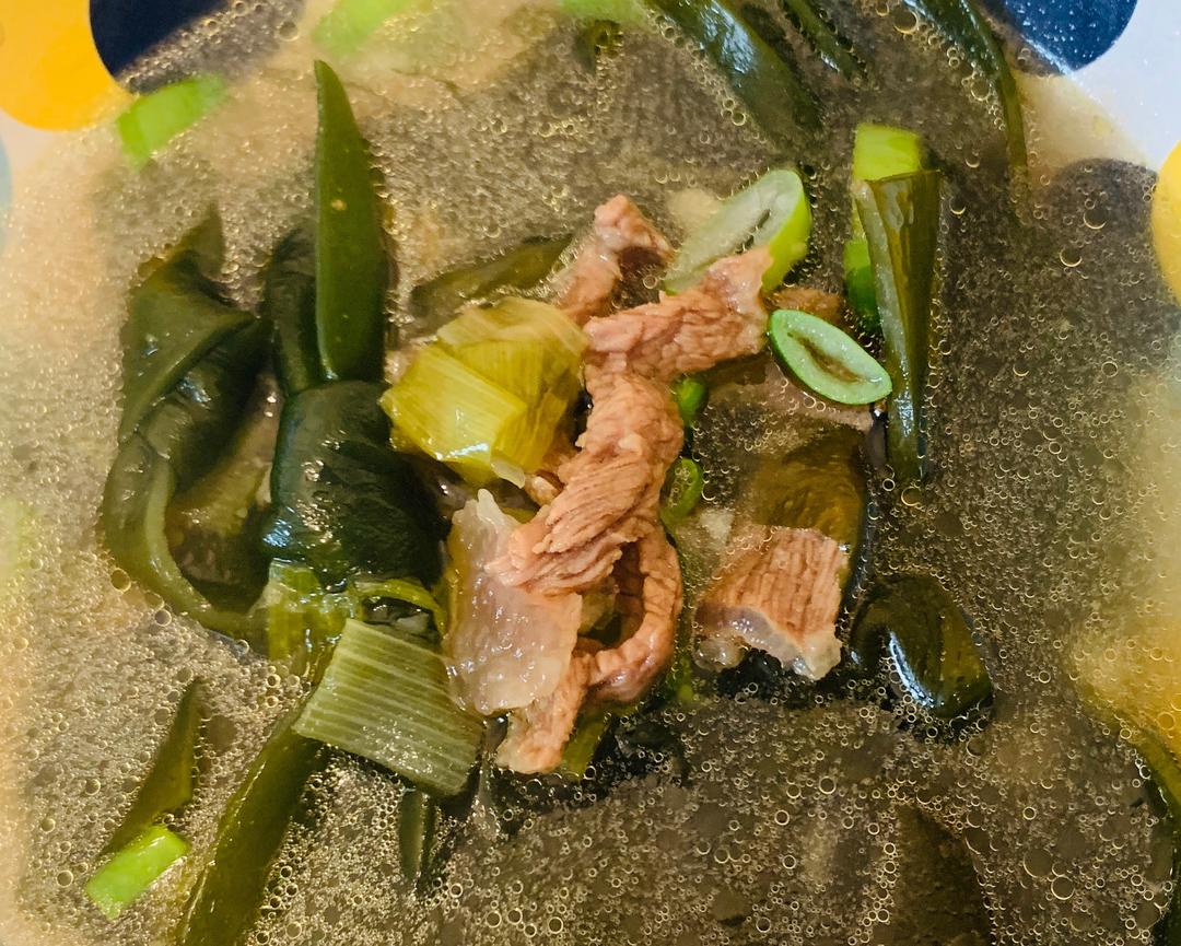 牛肉海带汤的做法