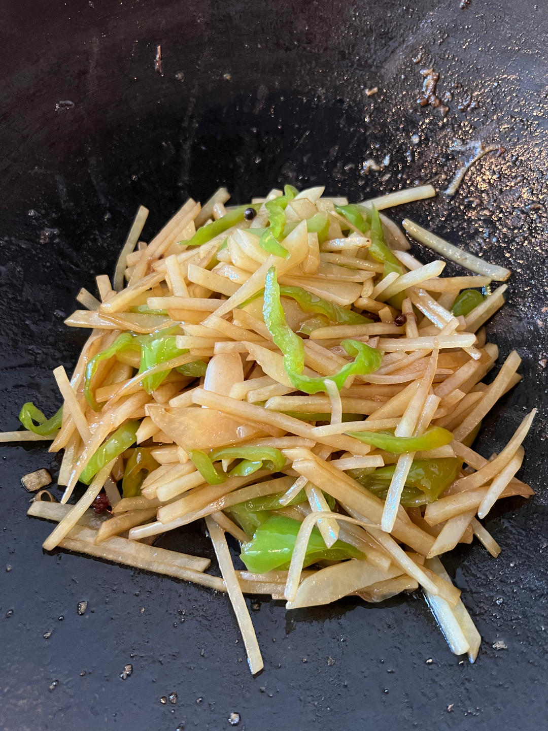 酸辣土豆丝（绝对清脆爽口，比外面卖的好吃，有诀窍！）