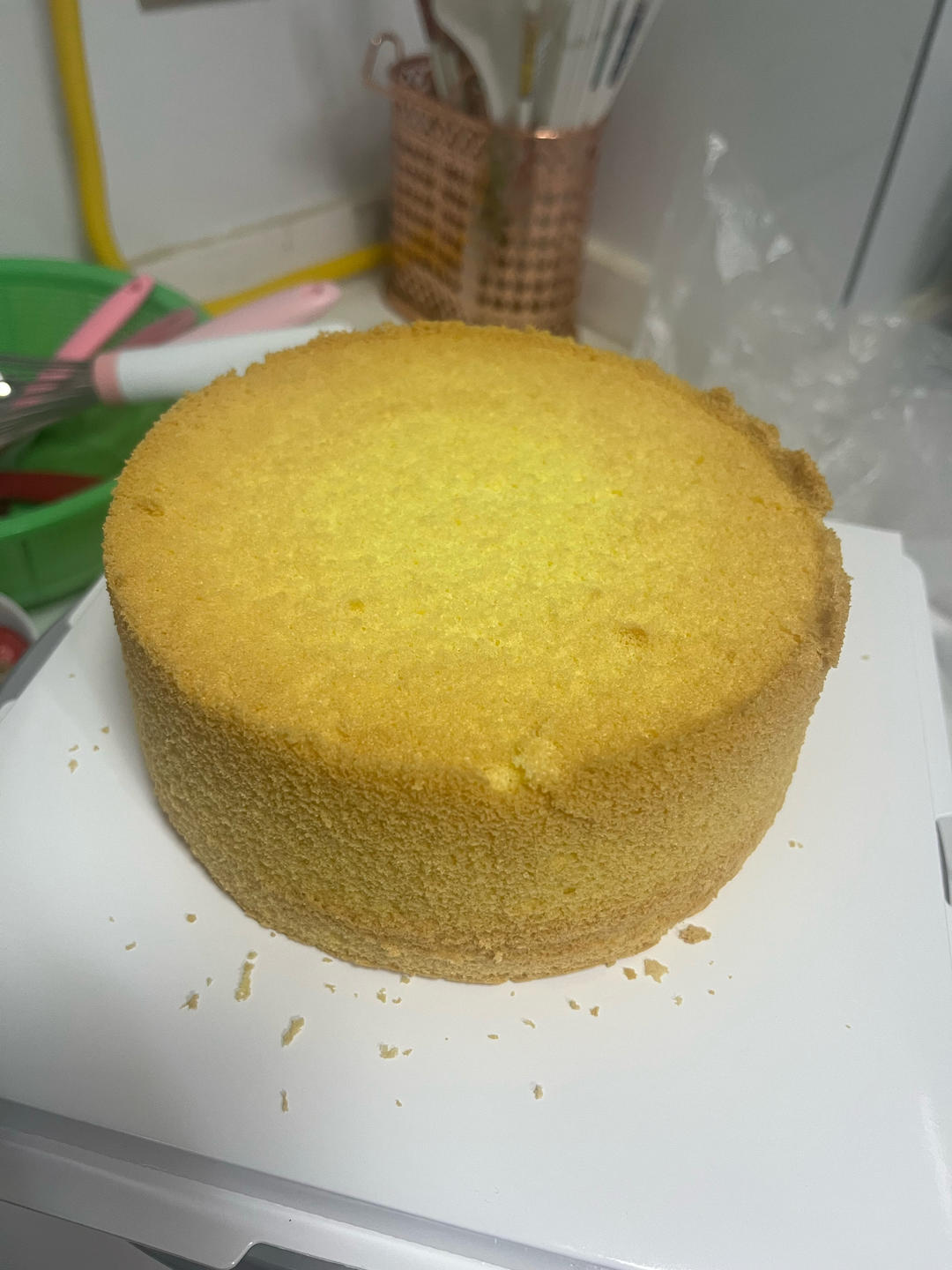 新手必成8寸生日蛋糕（详细多图干货经验分享，解决戚风蛋糕塌陷，奶油饰面涂不好，烤箱温度不好掌握等各种问题）