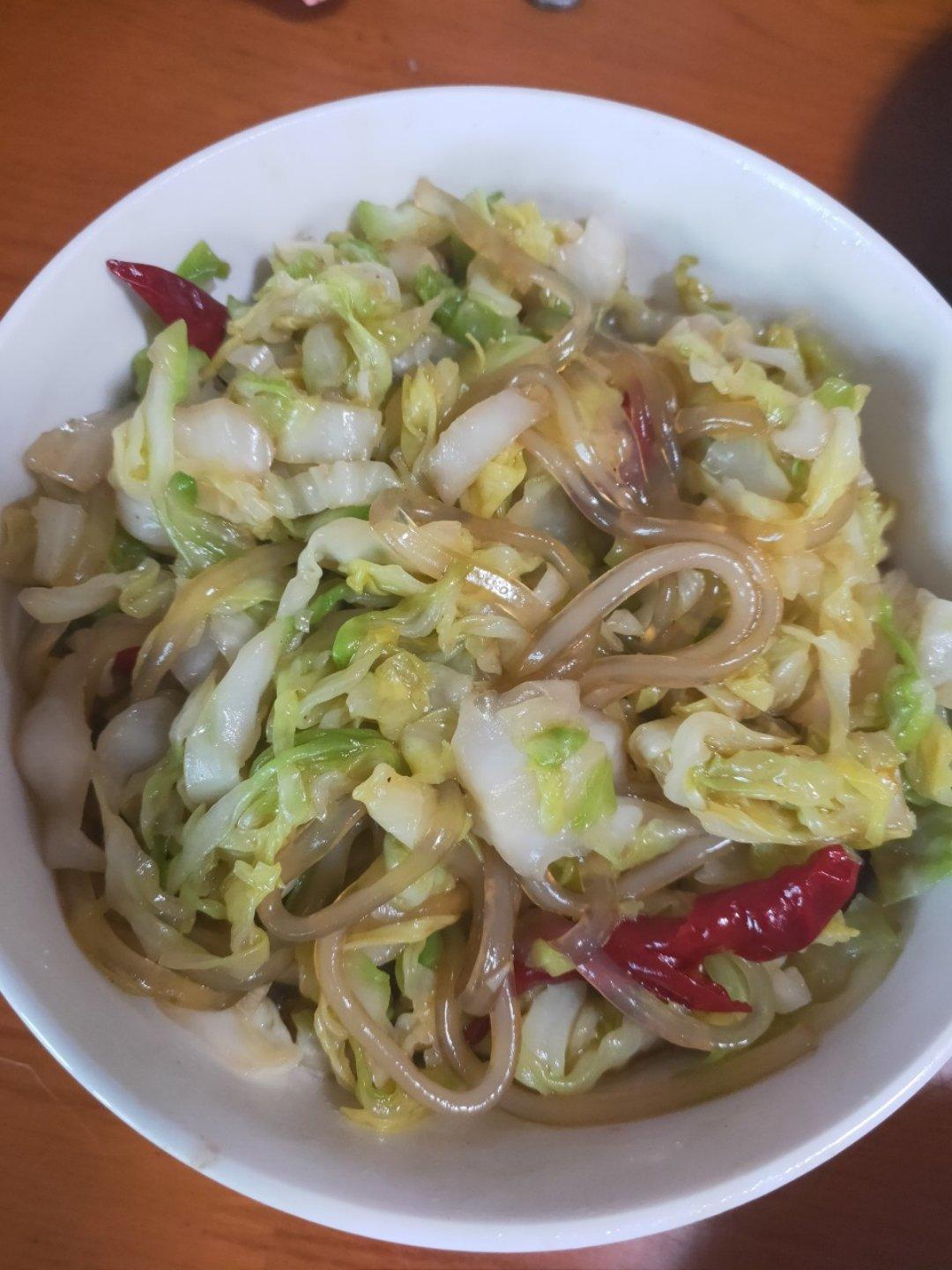 圆白菜炒粉条