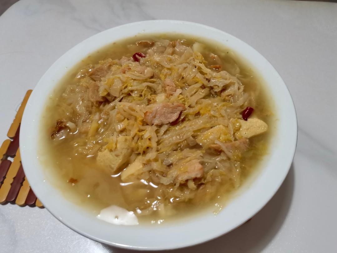 东北酸菜炖排骨