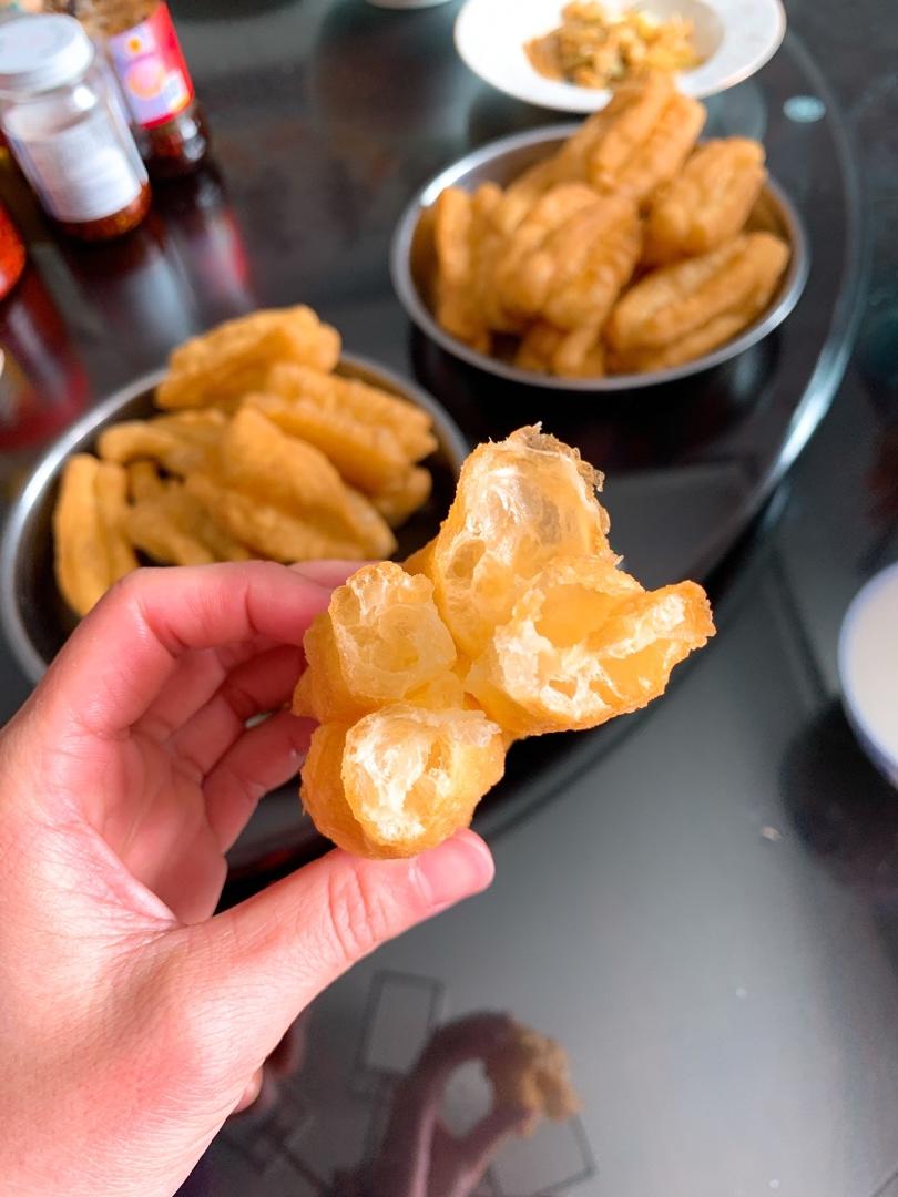 左手食物右手相机