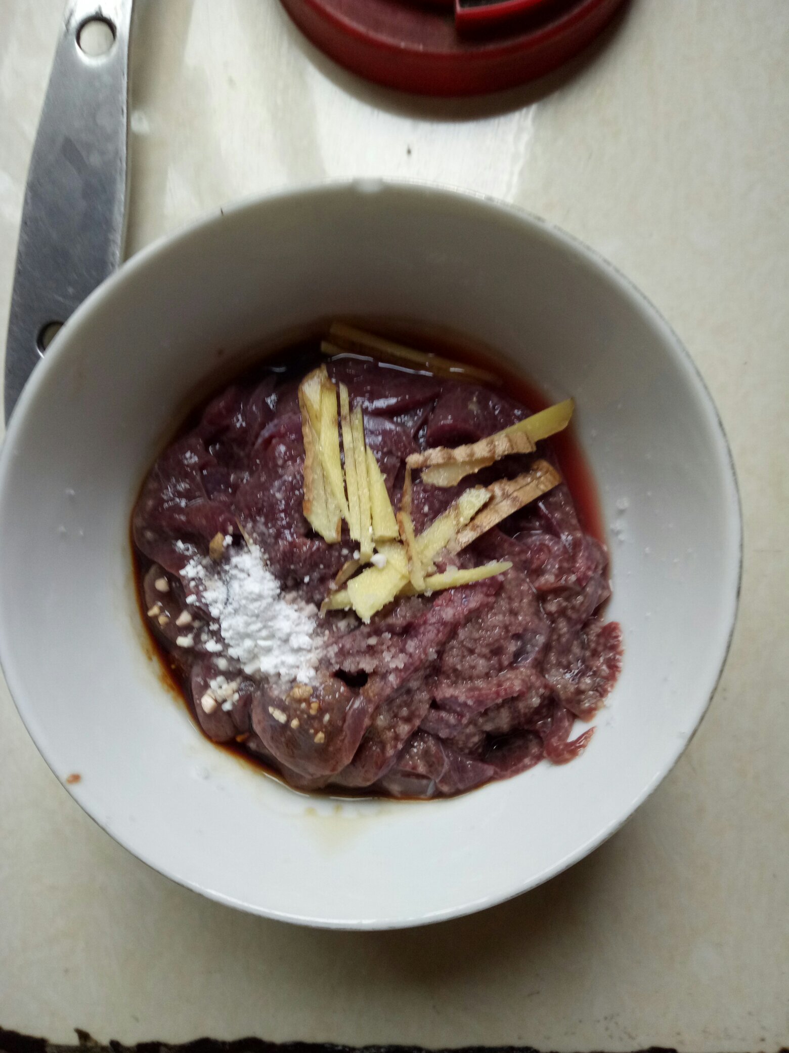 豌豆尖西红柿猪肝汤的做法 步骤1