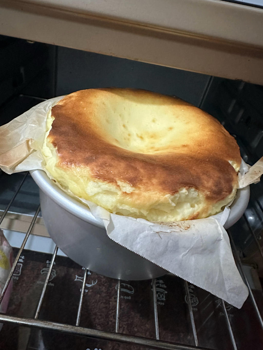 马斯卡彭版巴斯克蛋糕