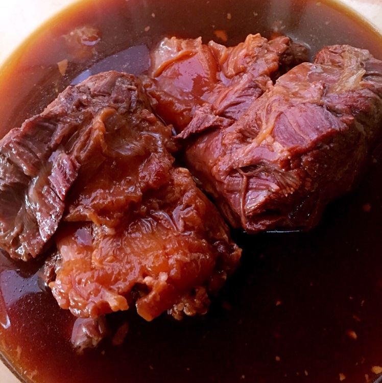 酱 五香酱牛肉 笑面人生_gand做的五香酱牛肉 长时间的腌制,煮制,泡制