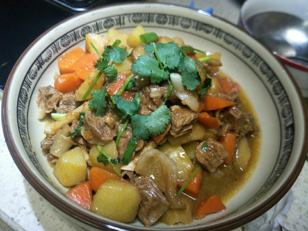 堂妈的土豆炖牛腩
