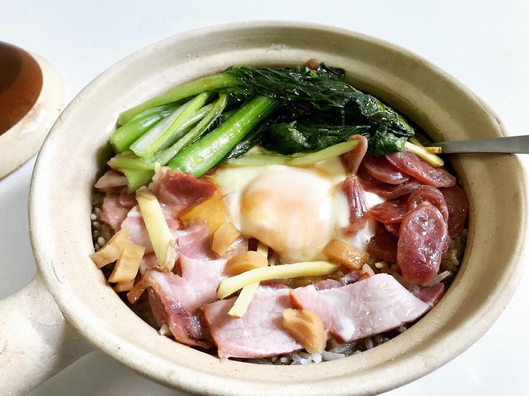 香肠煲仔饭