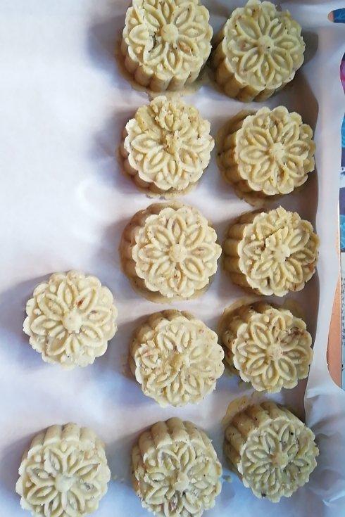 广式月饼（豆沙、莲蓉、蛋黄馅）