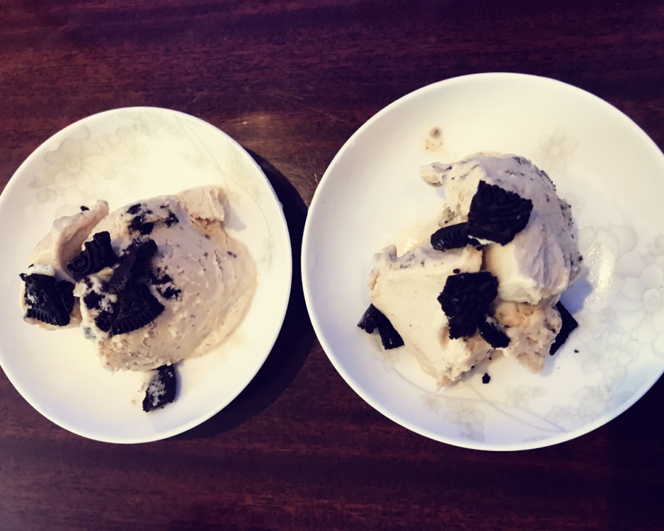 自制巧克力奥利奥冰淇淋的做法