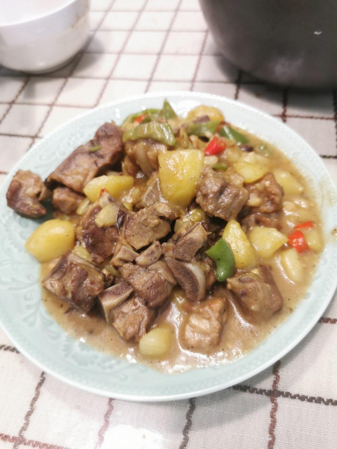 土豆烧排骨