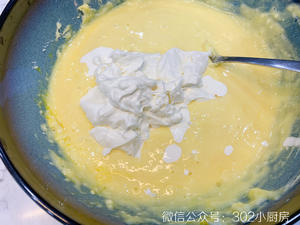 【0294】巴斯克式榴莲乳酪蛋糕（免机器版） <302小厨房>的做法 步骤9