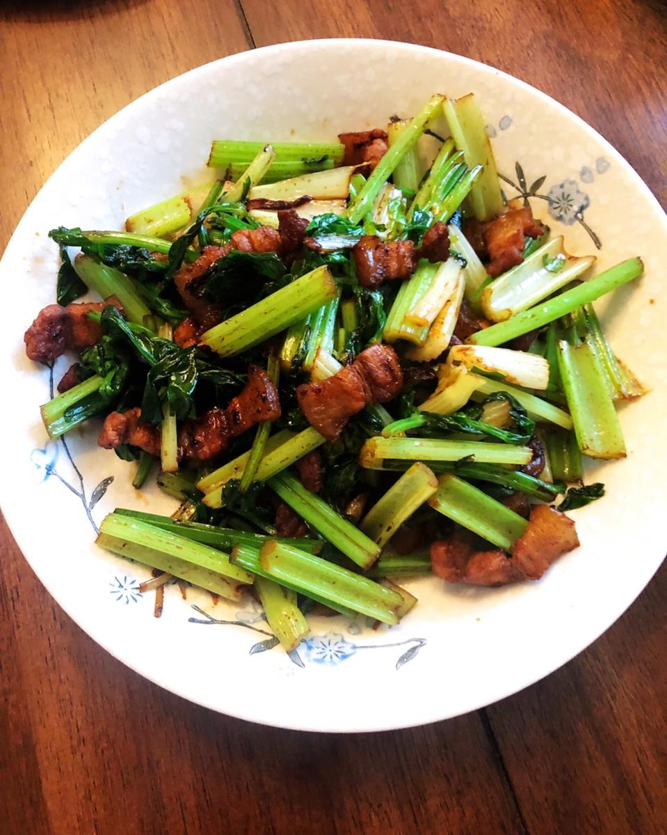 芹菜炒五花肉