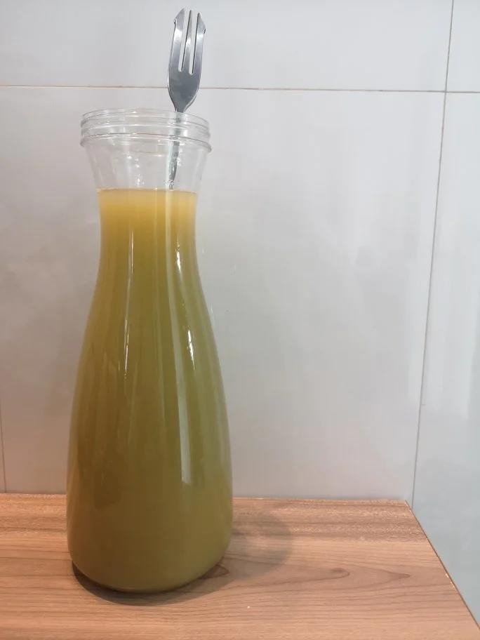 霸气玉油柑和柠檬油柑茶