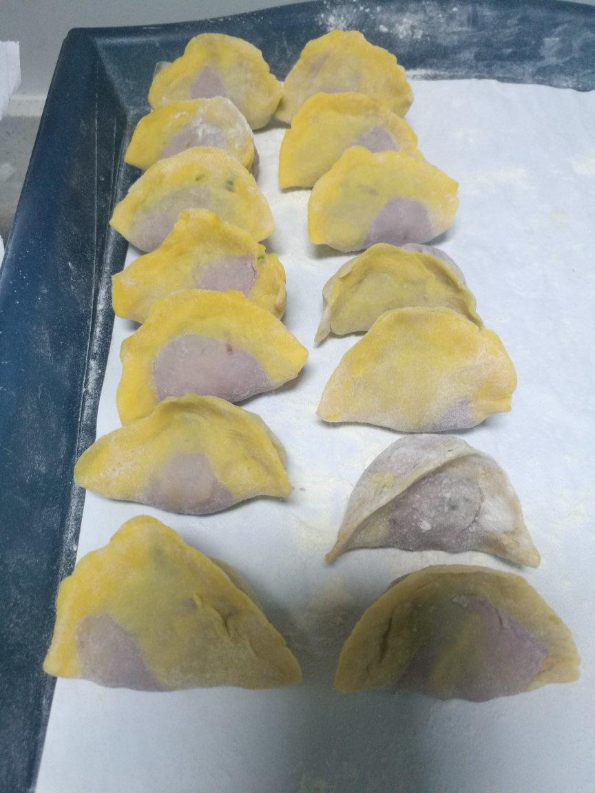 双色饺子