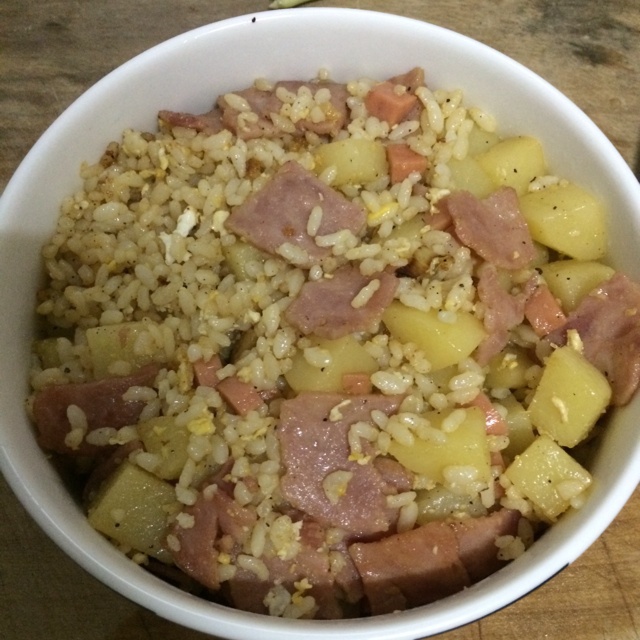 黑胡椒培根蛋炒饭