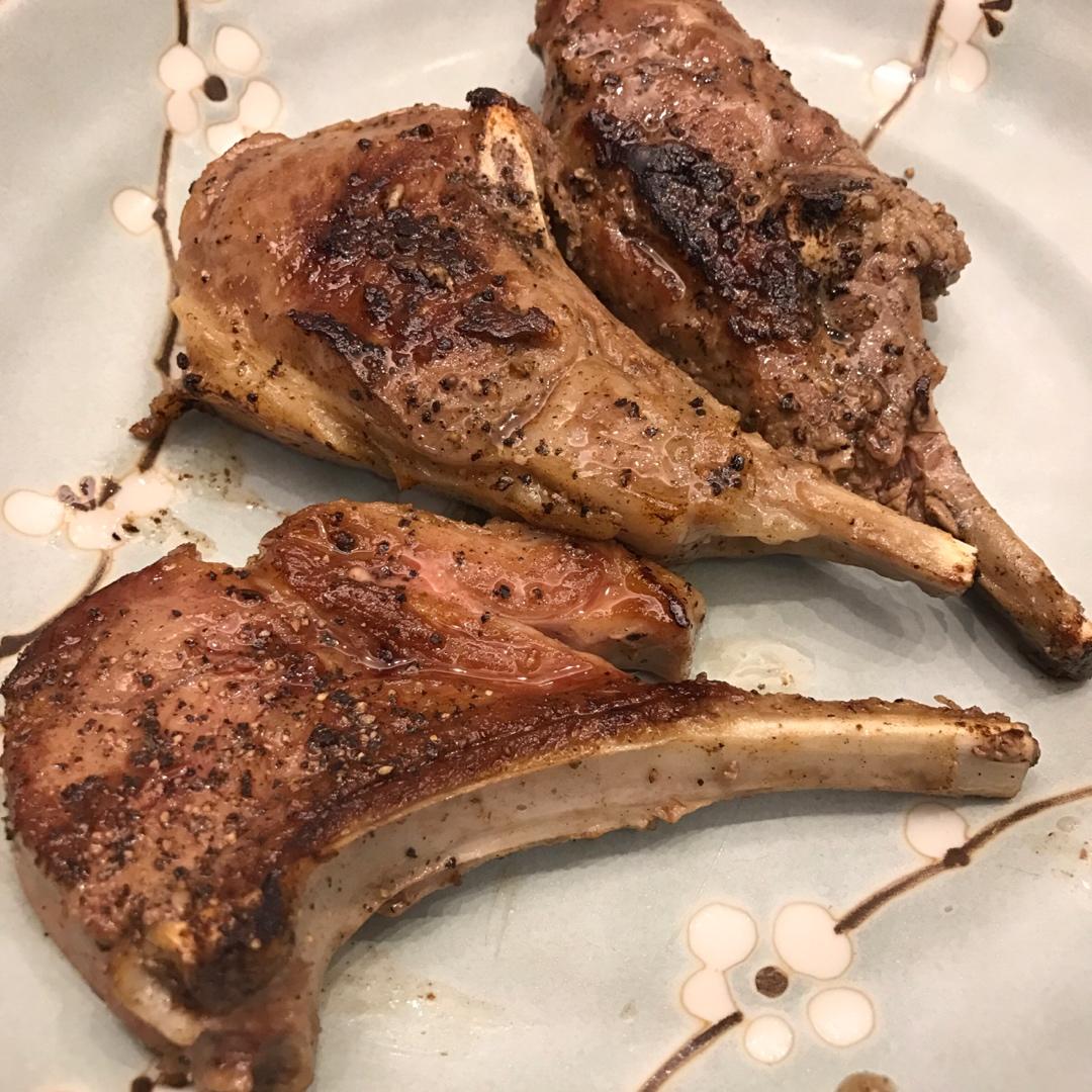 蒜香煎羊排