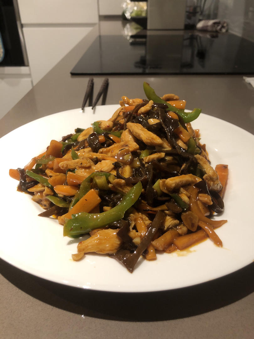 米饭🍚杀手鱼香鸡丝         （减脂期也可以吃）