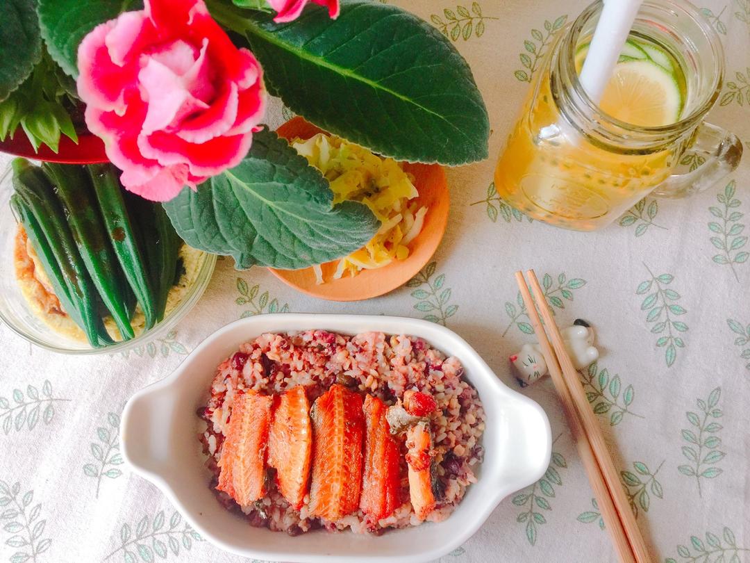 每天，叫醒我的是早餐